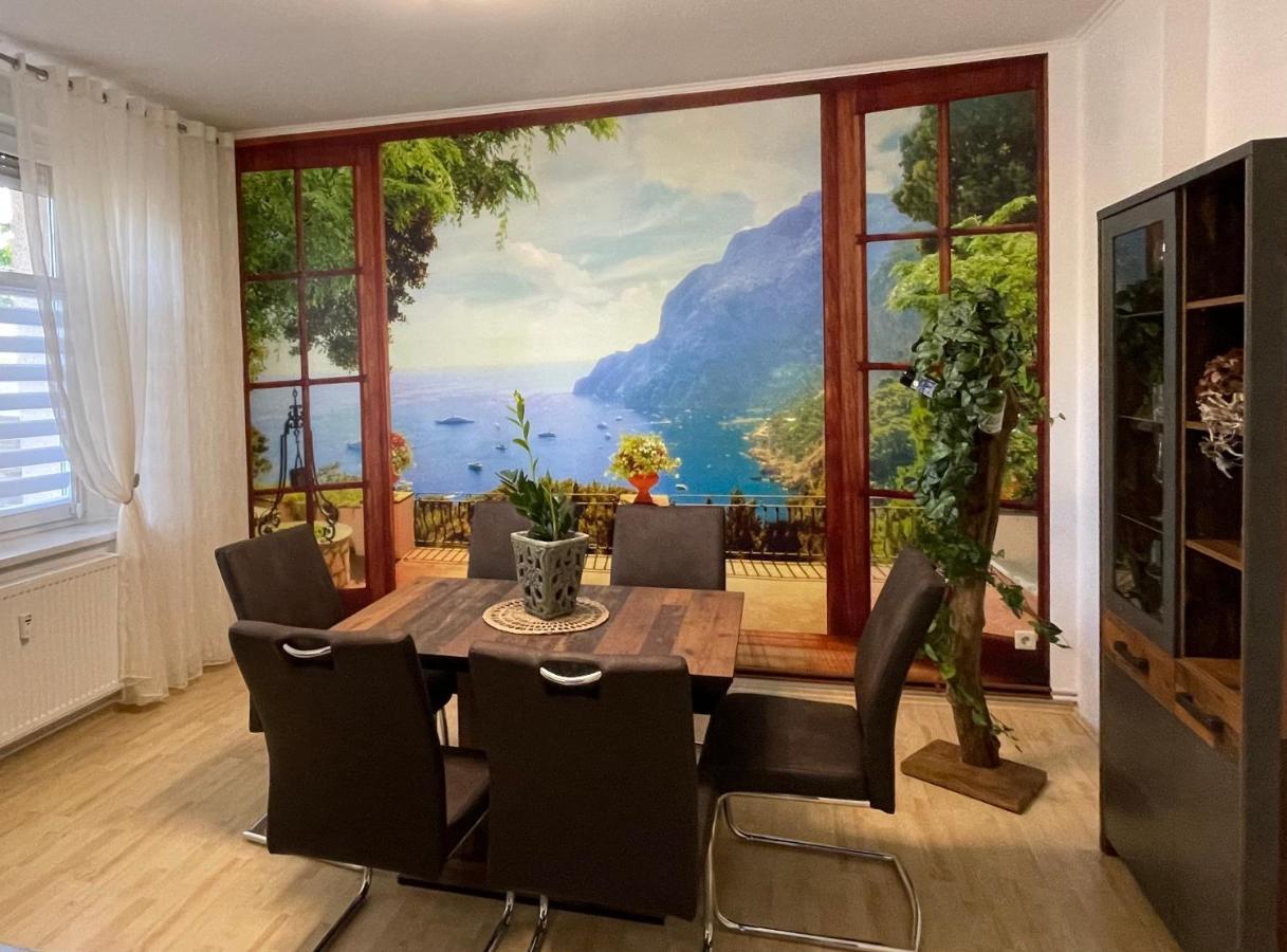Moderne 3 Raum Altbau Etw Bis 4 Gaeste, Naehe Staatstheater, Parkplatz, Netflix, Vollausstattung Appartement Cottbus