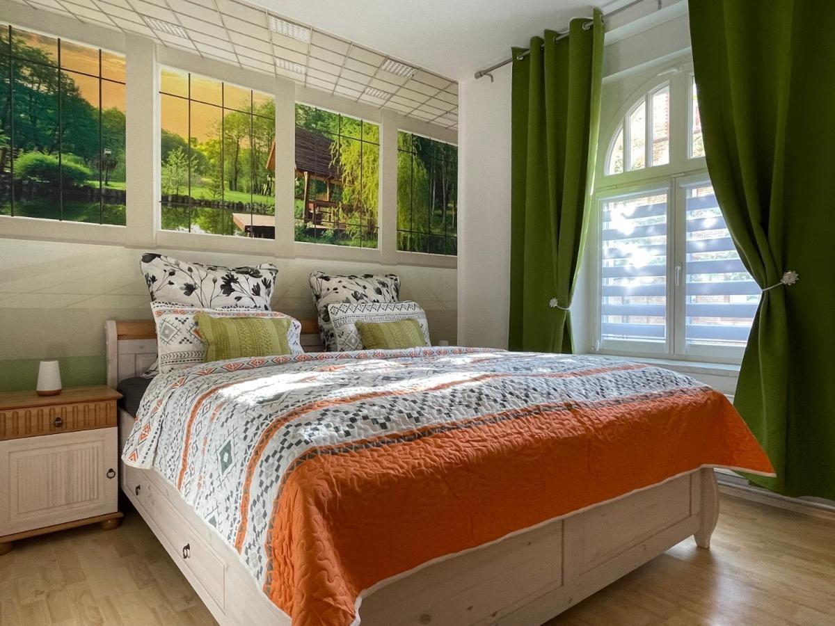 Moderne 3 Raum Altbau Etw Bis 4 Gaeste, Naehe Staatstheater, Parkplatz, Netflix, Vollausstattung Appartement
