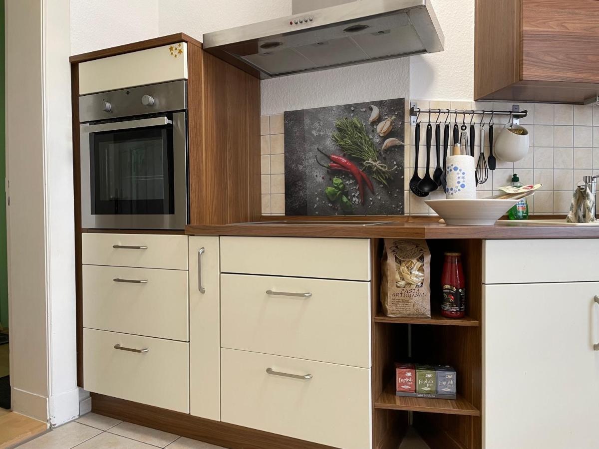 Apartment Moderne 3 Raum Altbau Etw Bis 4 Gaeste, Naehe Staatstheater, Parkplatz, Netflix, Vollausstattung *